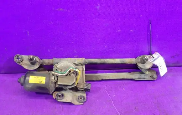 Hyundai Getz Front wiper linkage and motor 981001C100