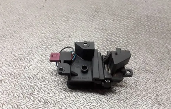 BMW 5 E60 E61 Curtain motor 9918003164