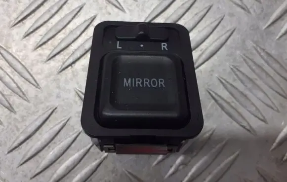 Honda Jazz Wing mirror switch S9AJ011M1