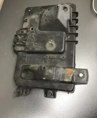 Opel Zafira B Battery tray 13234223