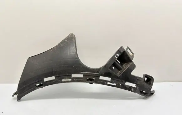 Front bumper mounting bracket