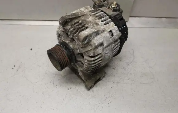 Mercedes-Benz A W168 Generator/alternator 0111545602