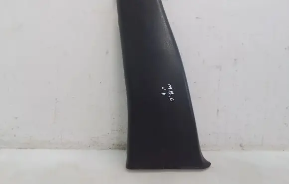 Mercedes-Benz C W203 (B) pillar trim (bottom)