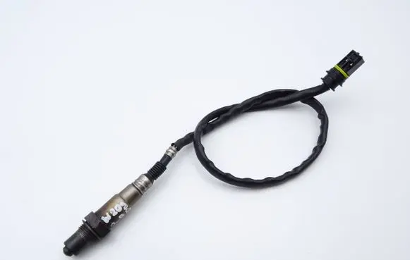 Mercedes-Benz C W203 Lambda probe sensor 0025400617 0258006475