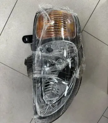 Suzuki Baleno EG Headlight/headlamp 2181121R 218-1121R-LD-EM