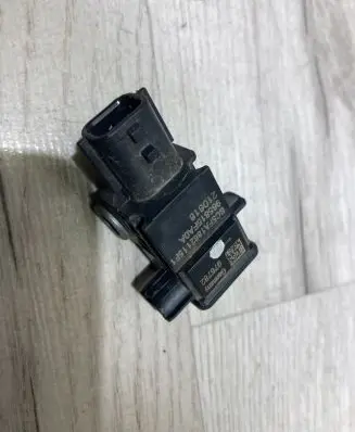 Nissan Micra K14 Airbag deployment crash/impact sensor 985815FA0A