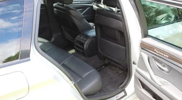 BMW 5 F10 F11 Rubber seal sliding door (on door) 