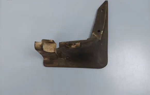 Nissan Pulsar Rear mudguard 938833ZL1A