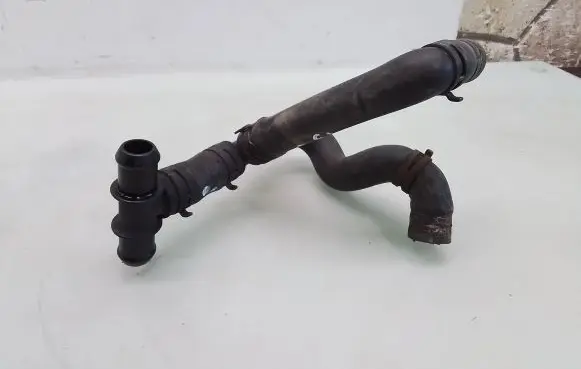 Volkswagen Transporter - Caravelle T5 Engine coolant pipe/hose