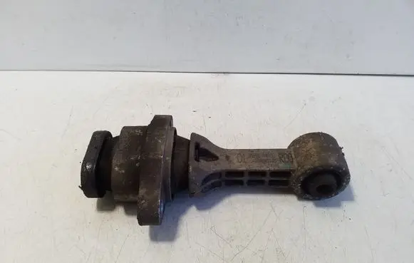 KIA Soul Engine mount bracket 21950A4000