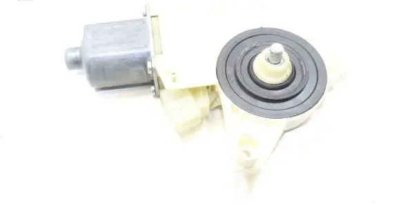 Mercedes-Benz B W246 W242 Front door window regulator motor A2469065100