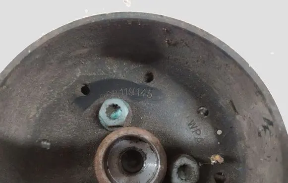 Volkswagen PASSAT B5.5 Viscous fan clutch 06B1211347