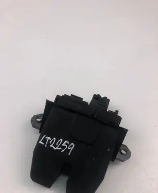 Volvo V50 Tailgate/trunk/boot lock/catch/latch 31276698