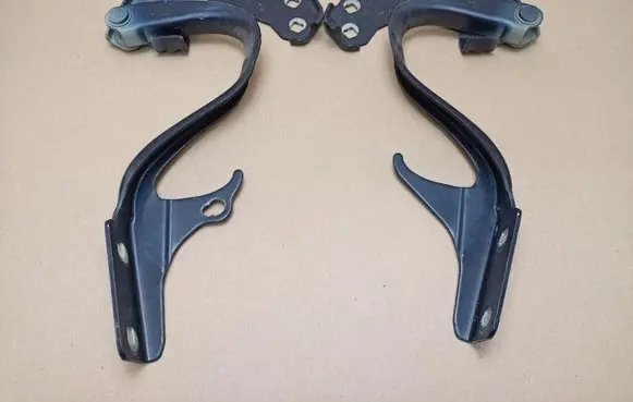 Fiat 500 Engine bonnet/hood hinges B430L8
