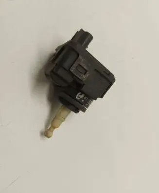 Opel Omega B1 Headlight level adjustment motor 00728230
