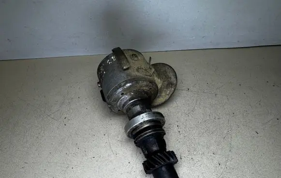 Audi 80 90 B2 Spark distributor 055905206 0237020037 Z415
