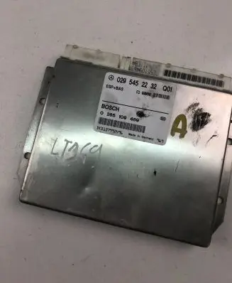 Mercedes-Benz E W210 Engine control unit/module ECU 0295452232 0265109469