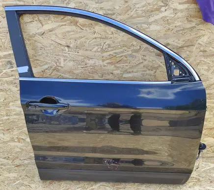 Nissan Qashqai Front door 