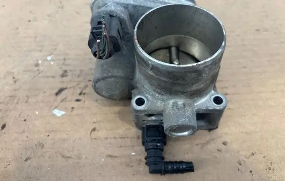 Renault Megane III Throttle valve 408238827002 8200171134B 8200190230