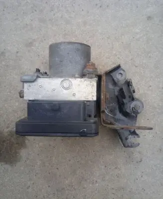Toyota Avensis T270 ABS Pump 0265254669