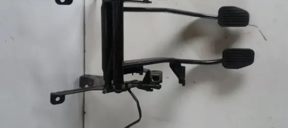Volvo S60 Pedal assembly 