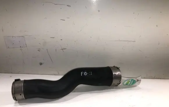 BMW 5 F10 F11 Intercooler hose/pipe 7810614 1161781061402