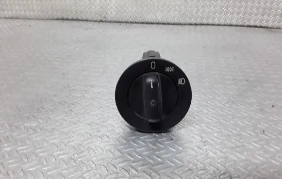 BMW 5 E39 Light switch 8363683