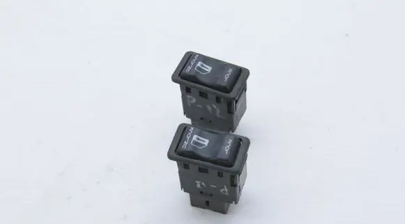 Nissan Primera Central locking switch button 24016AV002