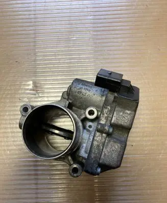 Suzuki Grand Vitara II Throttle valve 8200471660 A2C53103391 053211