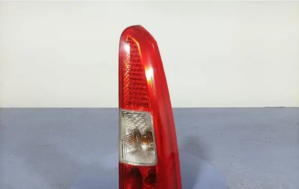 Volvo V70 Rear/tail lights 160986
