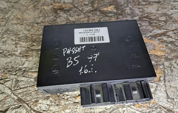 Volkswagen PASSAT B5 Comfort/convenience module 1JO959799F 1J0959799F