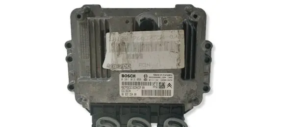 Peugeot 307 Engine control unit/module 9653958980 9663755480 0281013868