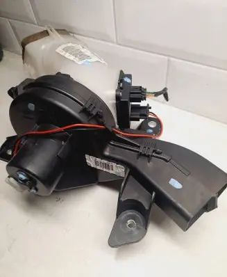 Citroen C4 I Picasso Heater fan/blower 173510000