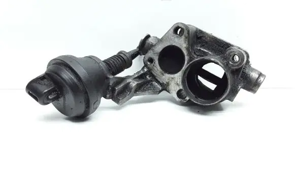 Mercedes-Benz E C207 W207 EGR valve