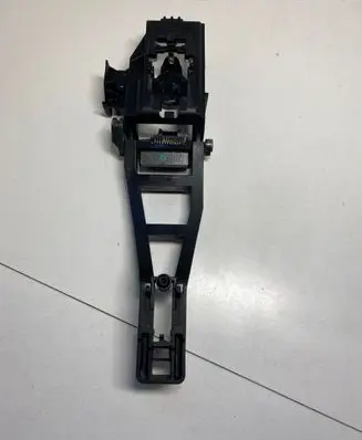 Ford Focus C-MAX Front door exterior handle/bracket E521F