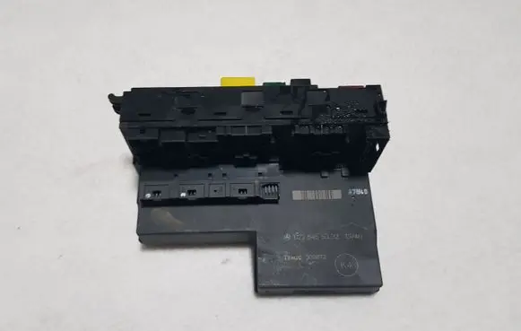 Mercedes-Benz E AMG W210 Comfort/convenience module 0225455332