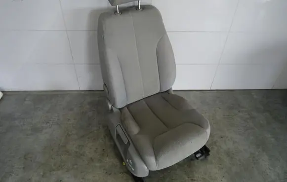 Front passenger seat