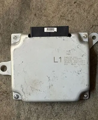 Lexus RX 450H Suspension control unit/module 8924348010 16281112610