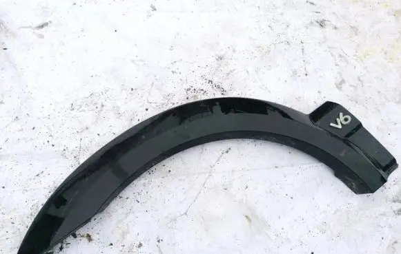 KIA Sorento Front arch trim 877113E001 87711-3E001