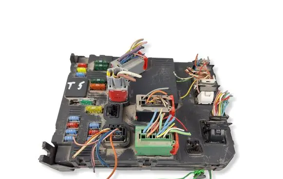 Citroen C3 Fuse module 9657999680 S118085320F