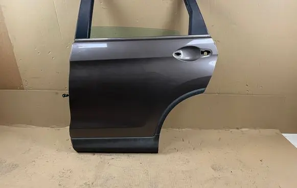 Honda CR-V Rear door 