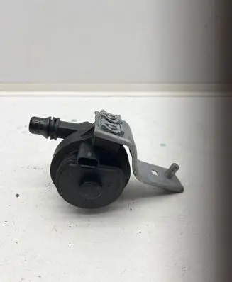 BMW 2 F46 Electric auxiliary coolant/water pump 8643397 0392023244