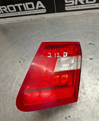 Mercedes-Benz E W212 Tailgate rear/tail lights A2129060458 778004