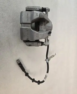 Volvo XC40 Front brake caliper 32329517