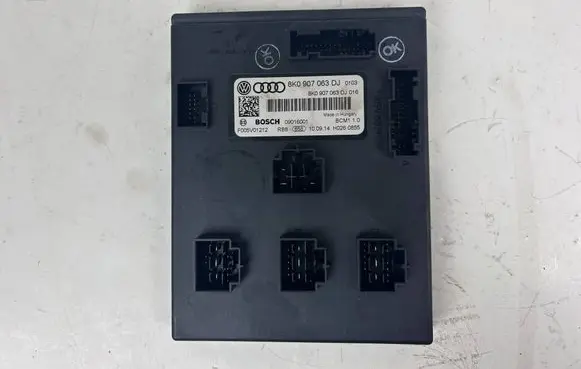Audi A4 S4 B8 8K Comfort/convenience module 8K0907063DJ