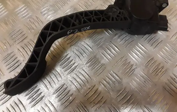 Peugeot 308 Accelerator throttle pedal 0280755130 9683001480