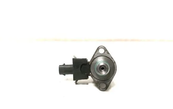 Mercedes-Benz C W204 Hydraulic servotronic pressure valve A2214600184