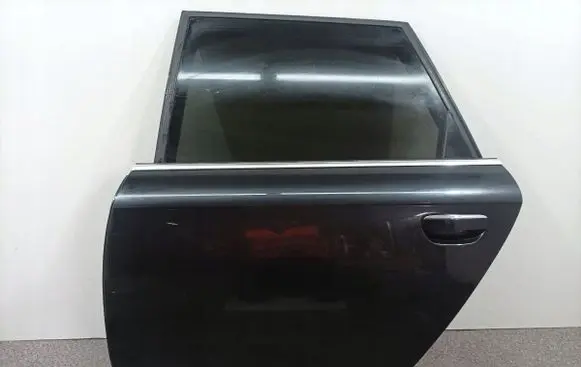 Audi A6 S6 C6 4F Front door