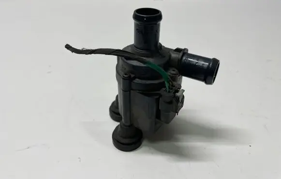 Audi A4 S4 B9 Electric auxiliary coolant/water pump 06H121601N