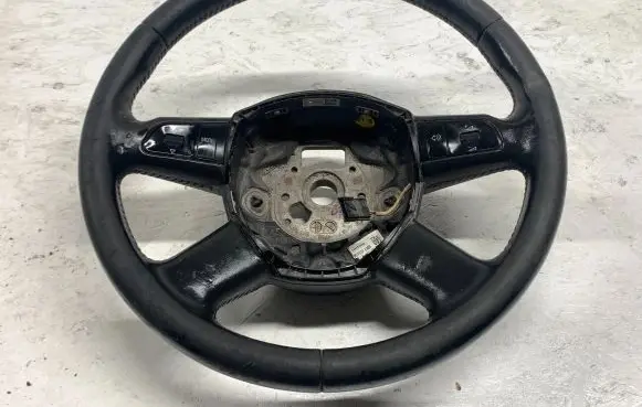 Audi A4 S4 B8 8K Steering wheel 34025205A